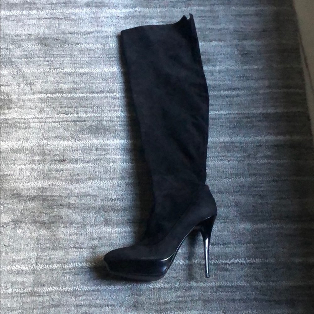 Burberry boots